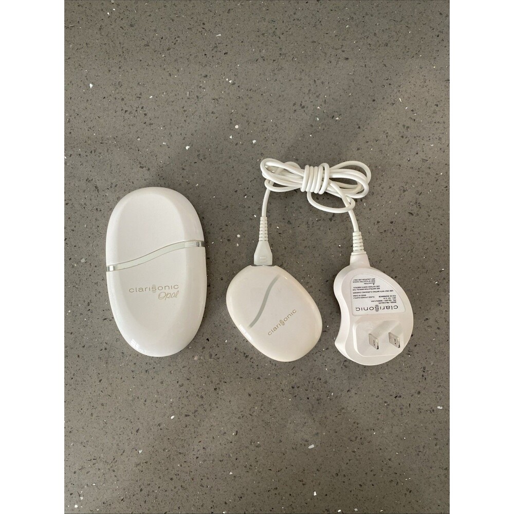 Clarisonic Opal Sonic Skin Infusion System With Charger